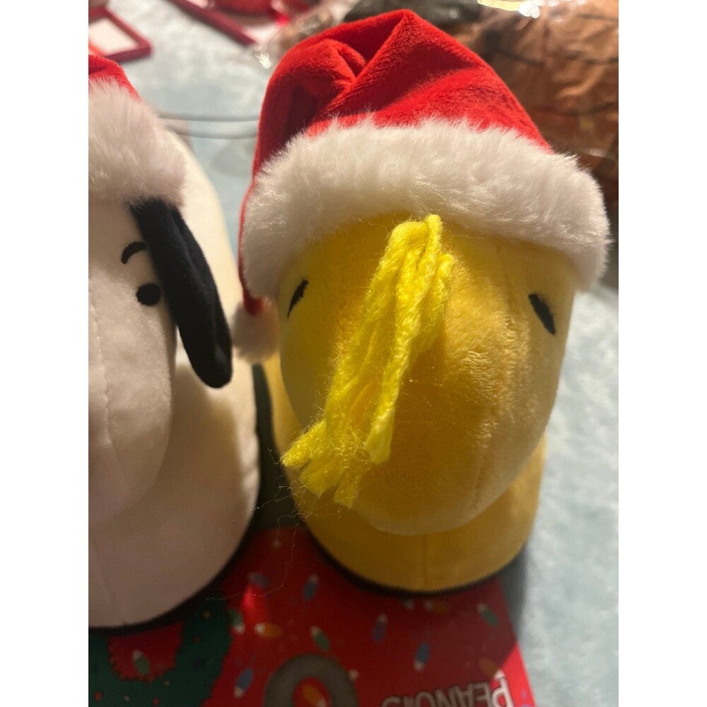 Snoopy and Woodstock Slippers - Picture 3 of 7